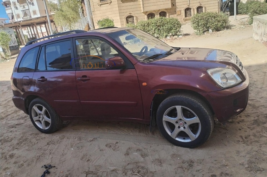 Tiggo Speranza احمر