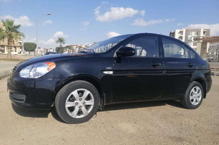 Accent Hyundai Black