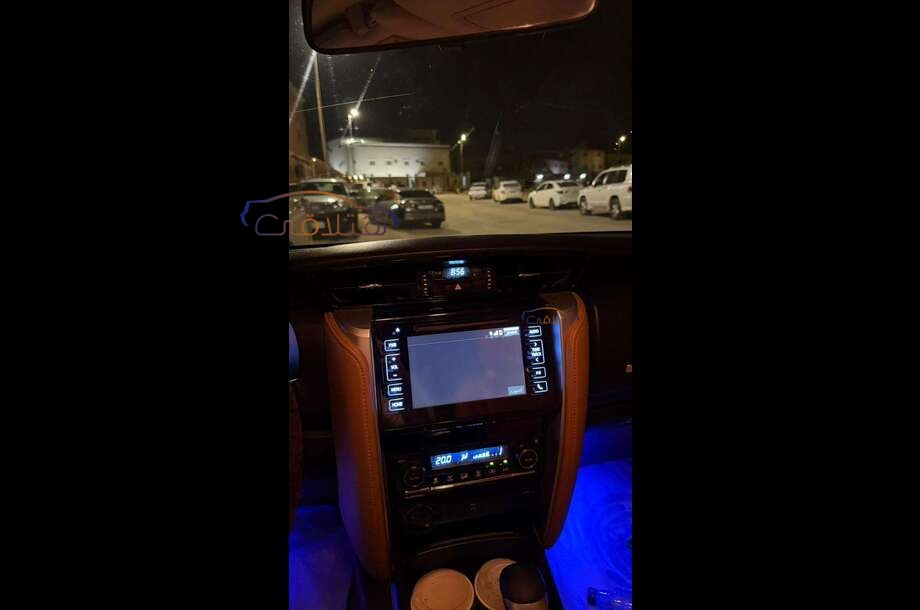 Fortuner Toyota فضي