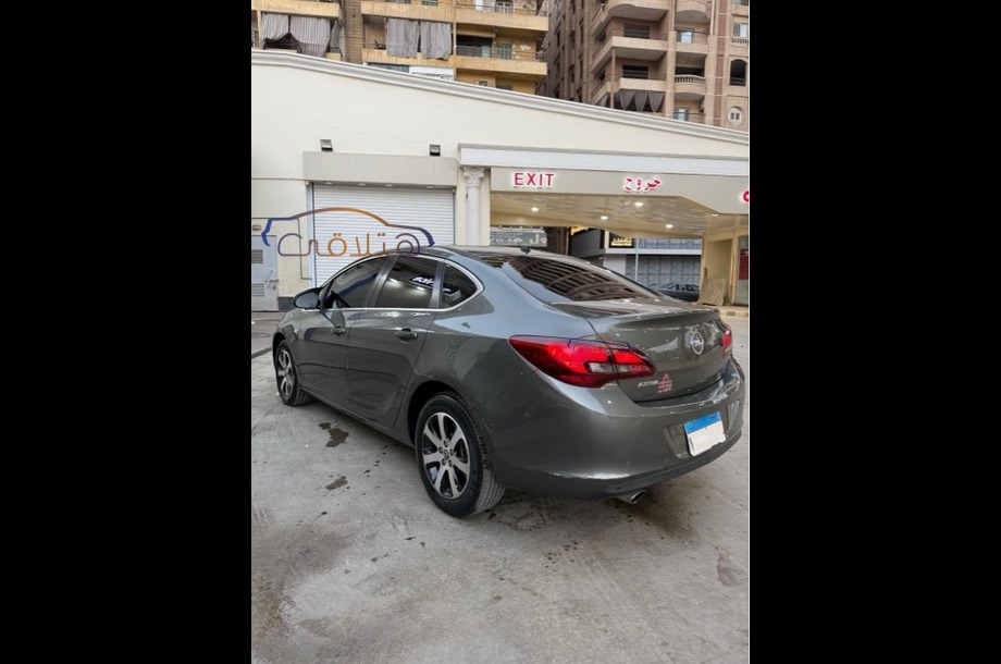 Astra Opel فيراني
