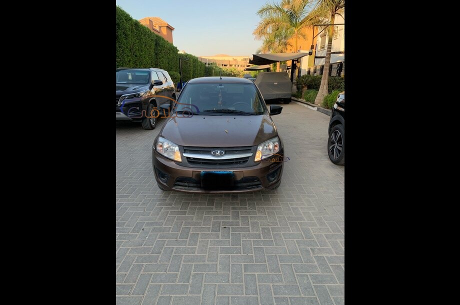 Granta Lada Brown