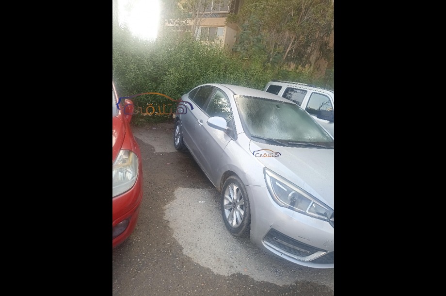 Arrizo 5 Chery فضي