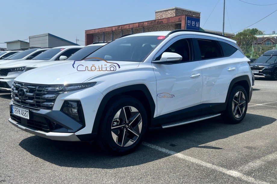 Tucson Turbo Hyundai أبيض
