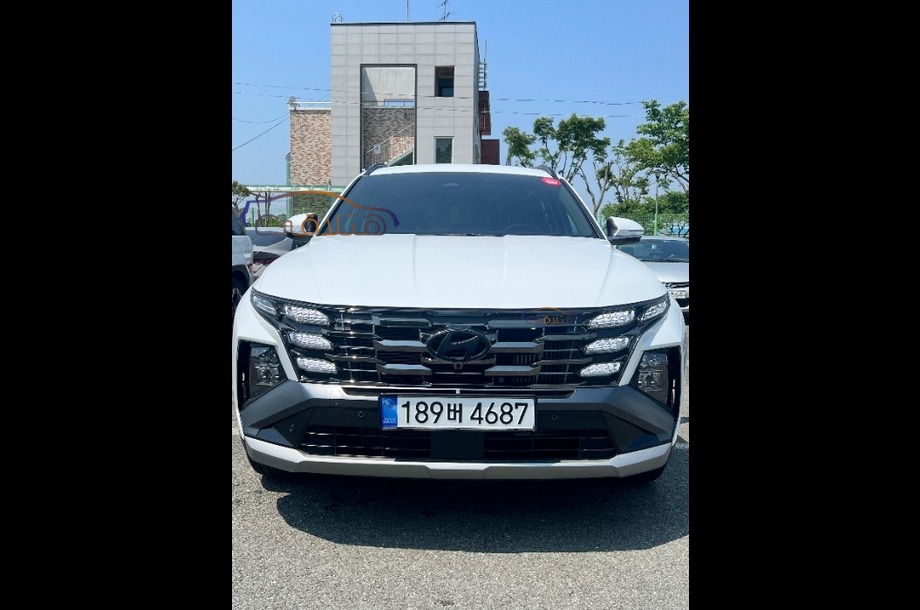 Tucson Turbo Hyundai أبيض