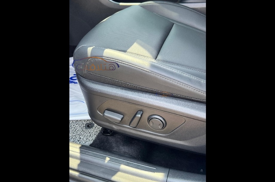 Tucson Turbo Hyundai أبيض