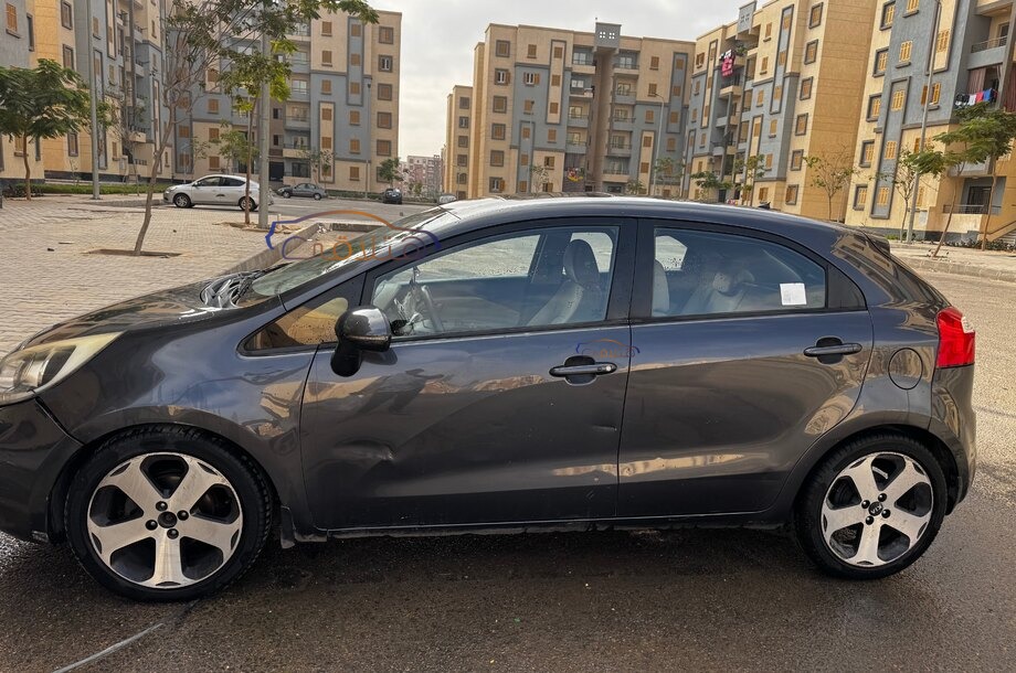 Rio Kia Gray