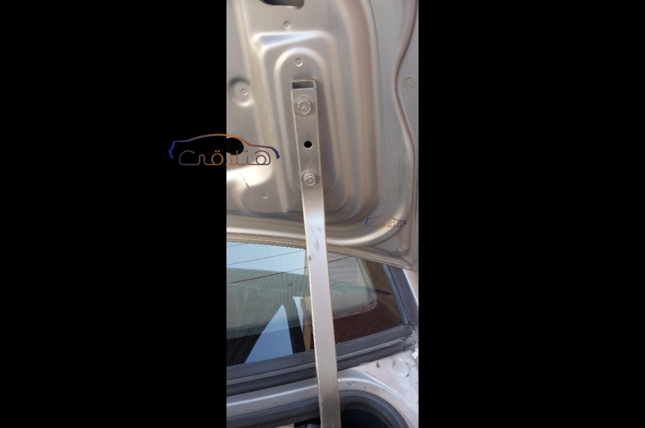 Lancer Puma Mitsubishi فضي