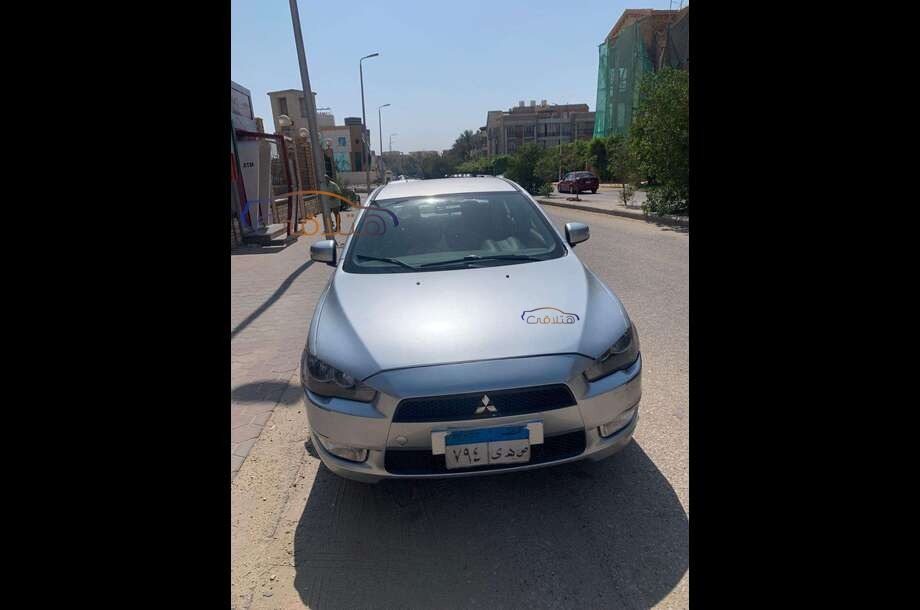 Lancer EX Shark Mitsubishi فضي