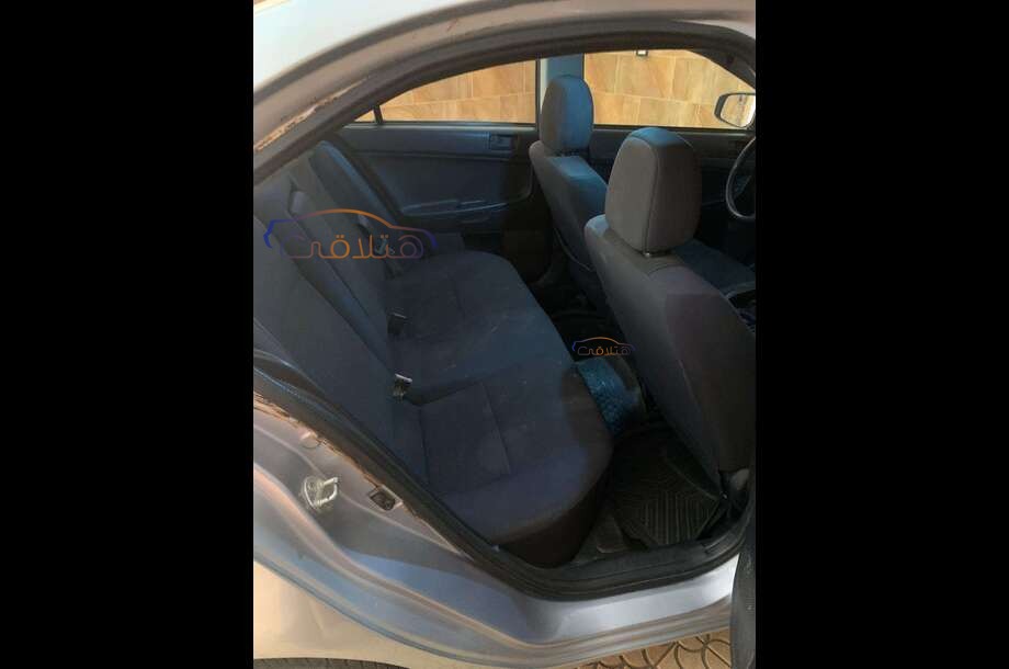 Lancer EX Shark Mitsubishi فضي