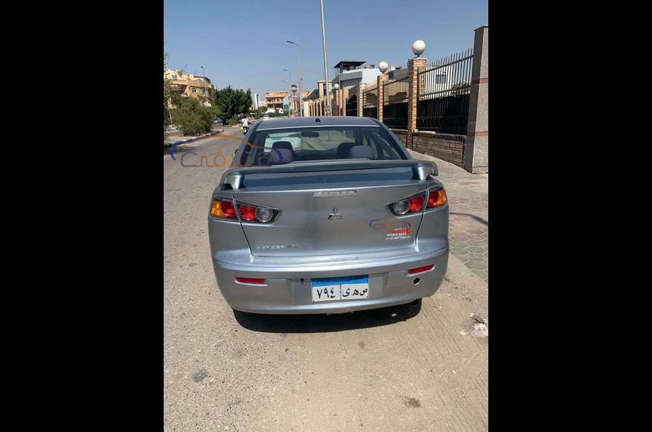 Lancer EX Shark Mitsubishi فضي
