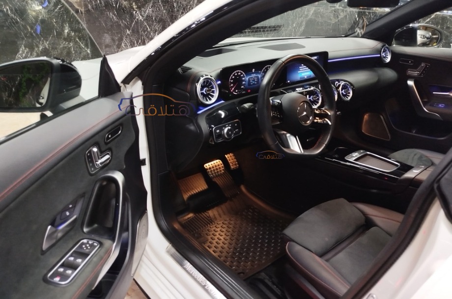 CLA 200 Mercedes White