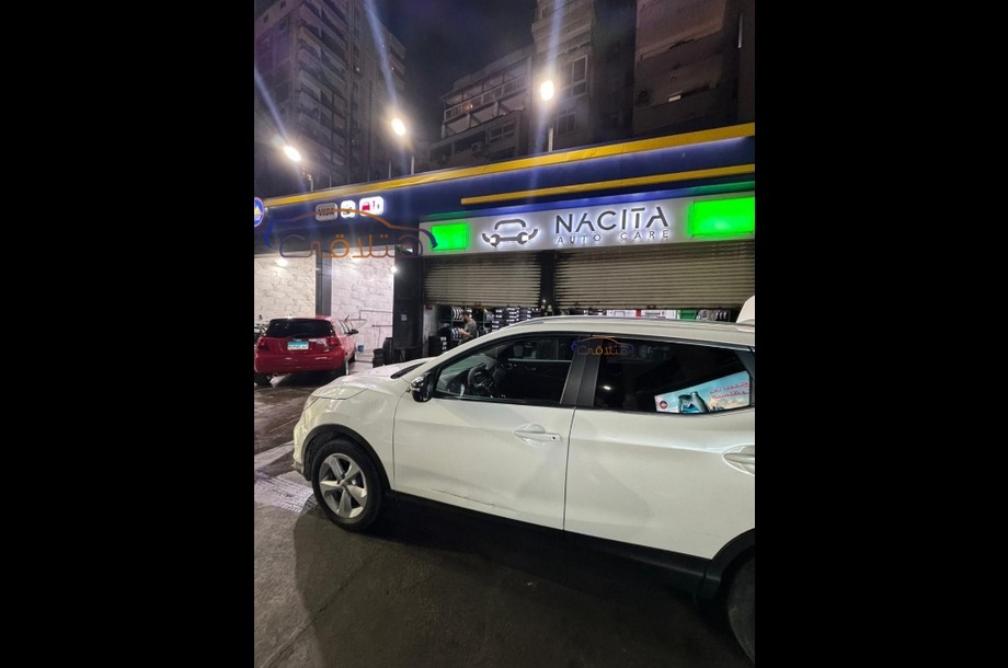 Qashqai Nissan White