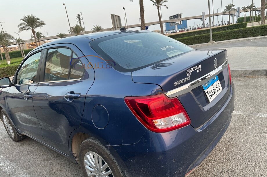 Dzire Suzuki Dark blue