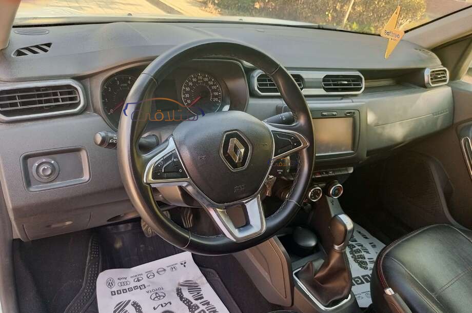 Duster Renault White