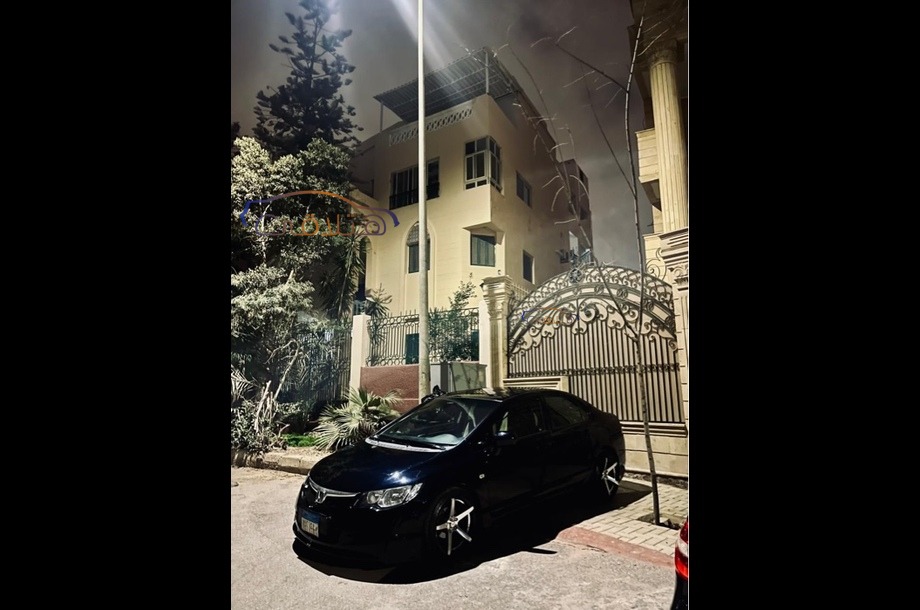 Civic Honda أسود