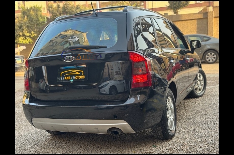 Carens Kia Black