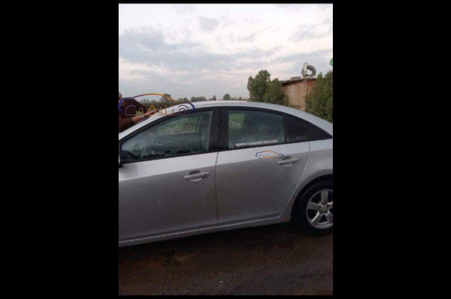 Cruze Chevrolet Gray