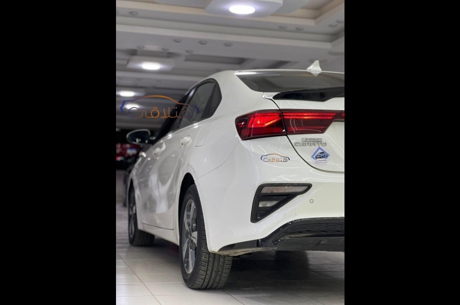 Grand Cerato Kia أبيض