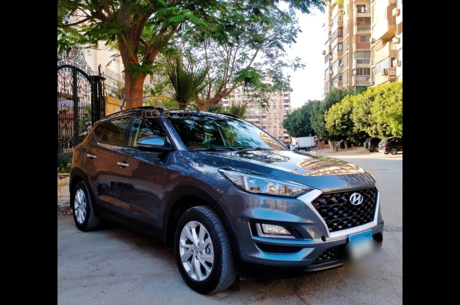 Tucson GDI Hyundai فضي