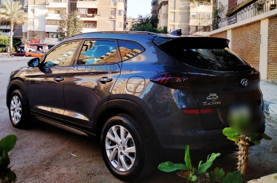 Tucson GDI Hyundai فضي