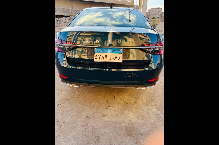 Superb Skoda بترولي