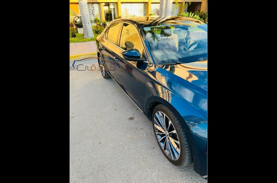 Superb Skoda بترولي