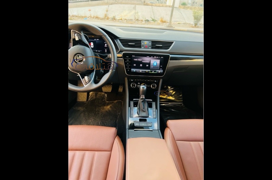 Superb Skoda بترولي