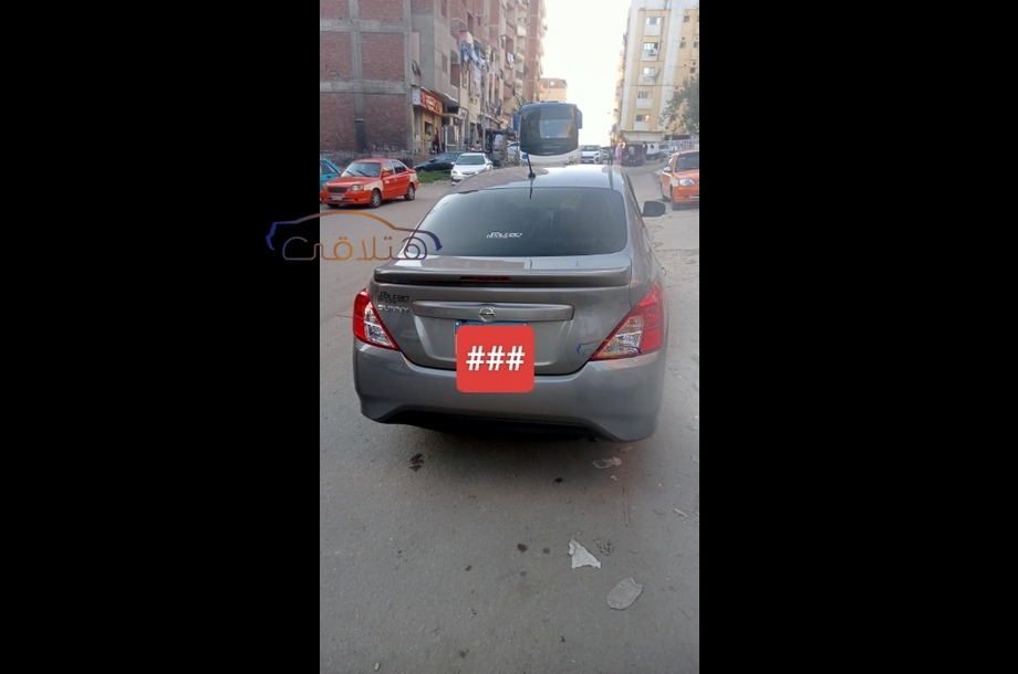 Sunny Nissan رمادي