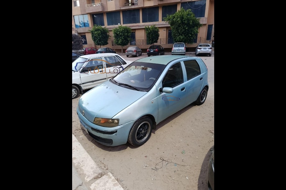 Punto Fiat Cyan