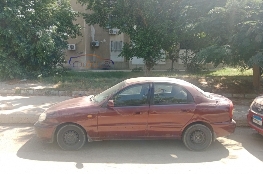 Lanos Chevrolet Dark red
