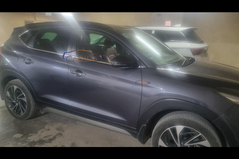 Tucson Turbo Hyundai فضي