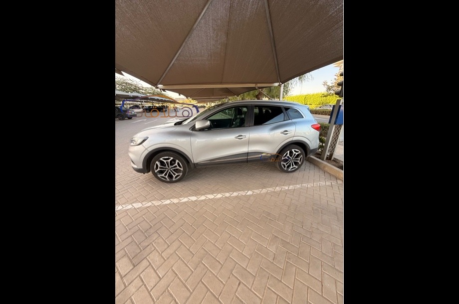 Kadjar Renault فضي