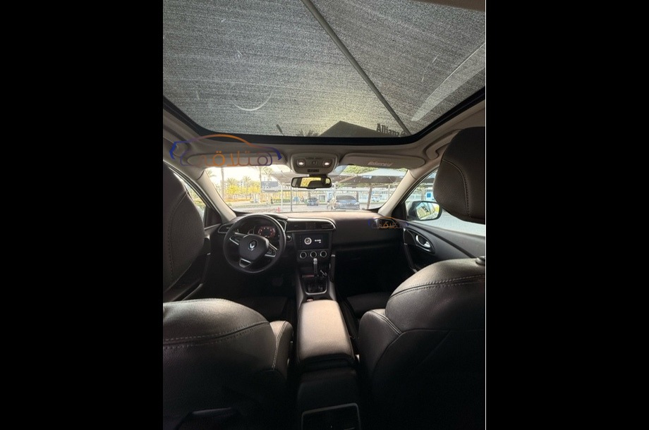 Kadjar Renault فضي