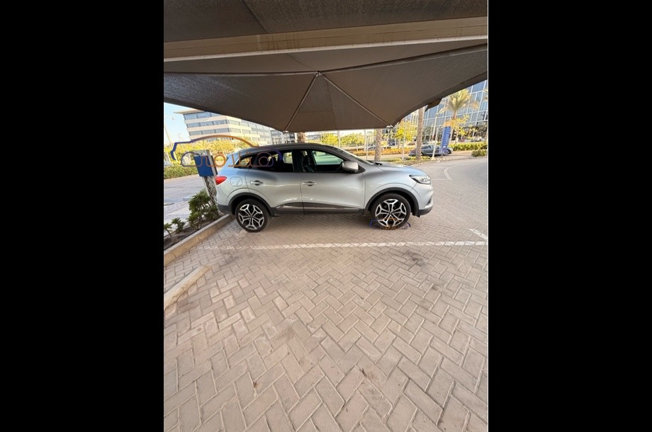 Kadjar Renault فضي