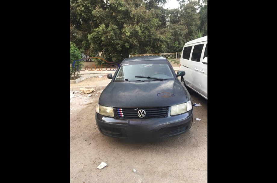 Passat Volkswagen Black