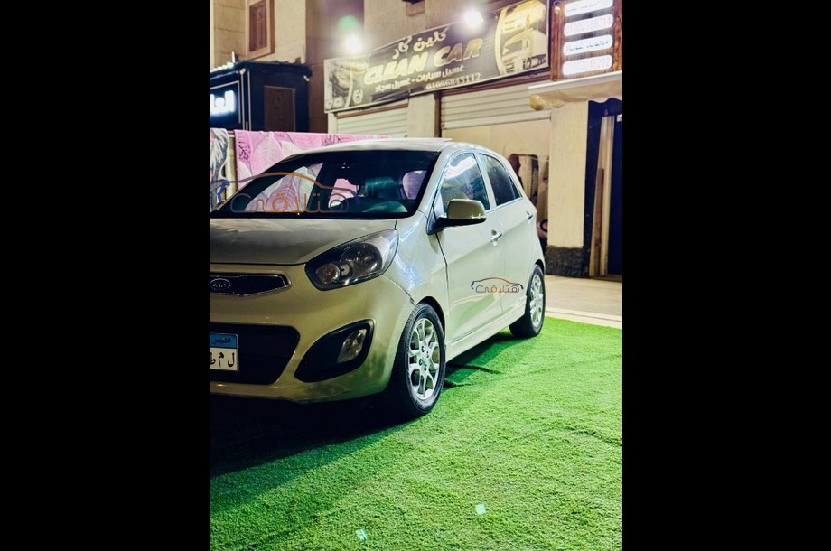 Picanto Kia فضي