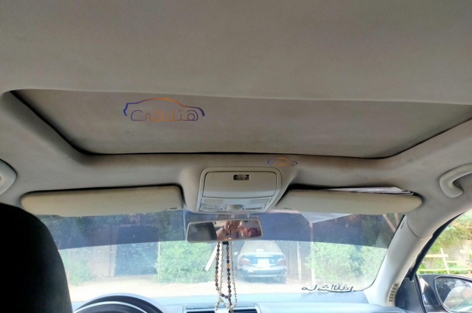 Jetta Volkswagen أسود