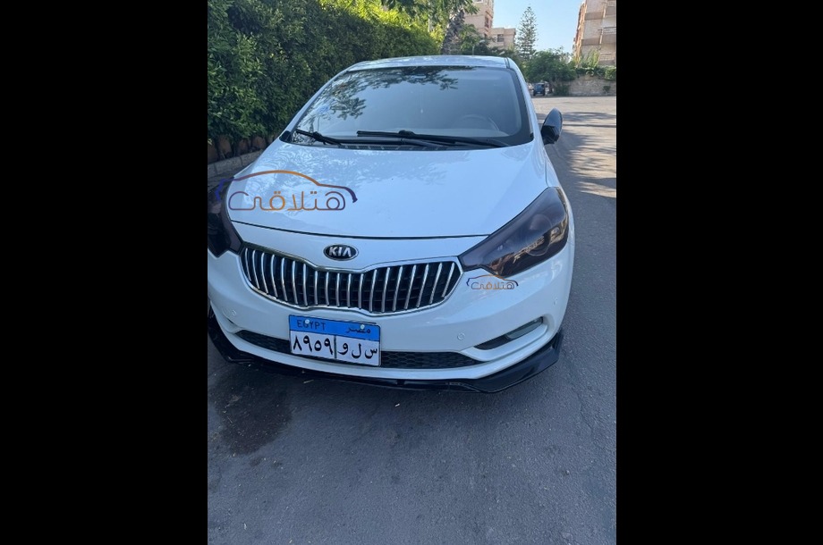 K3 Kia أبيض