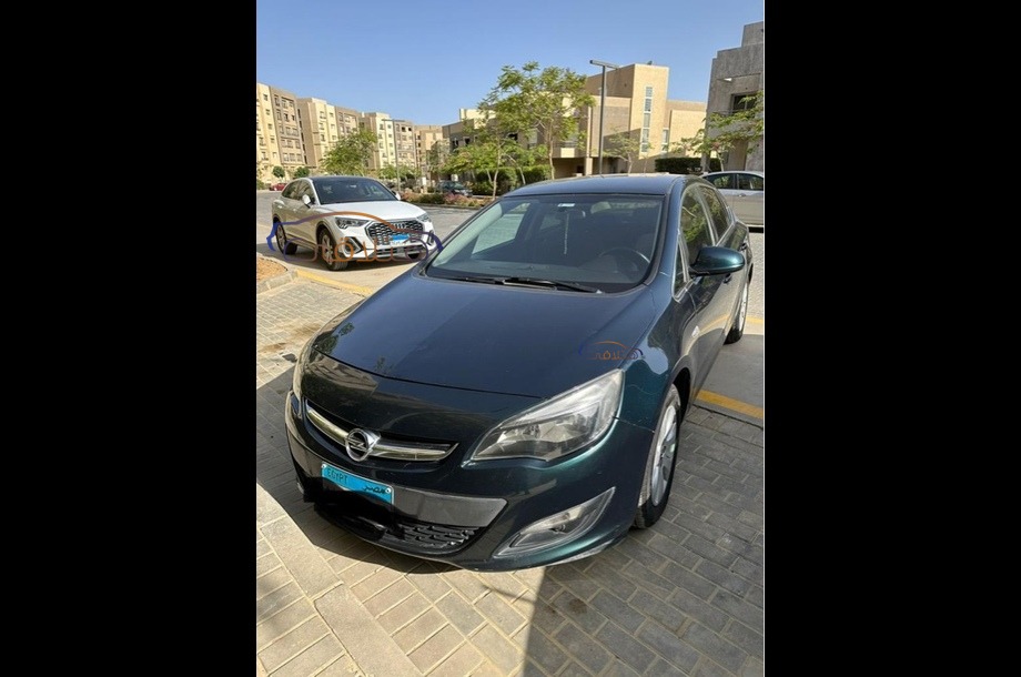 Astra Opel Dark green