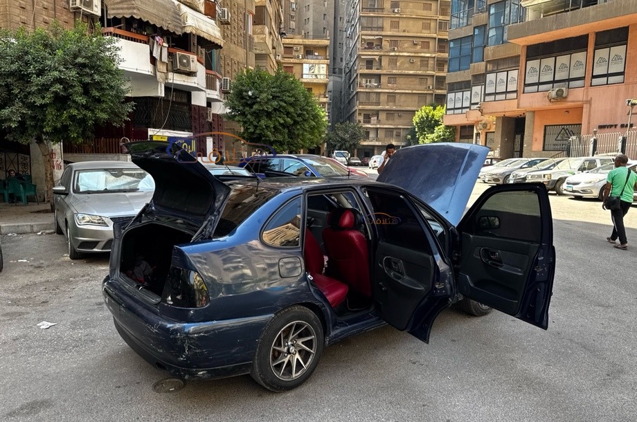 Polo Volkswagen Dark blue