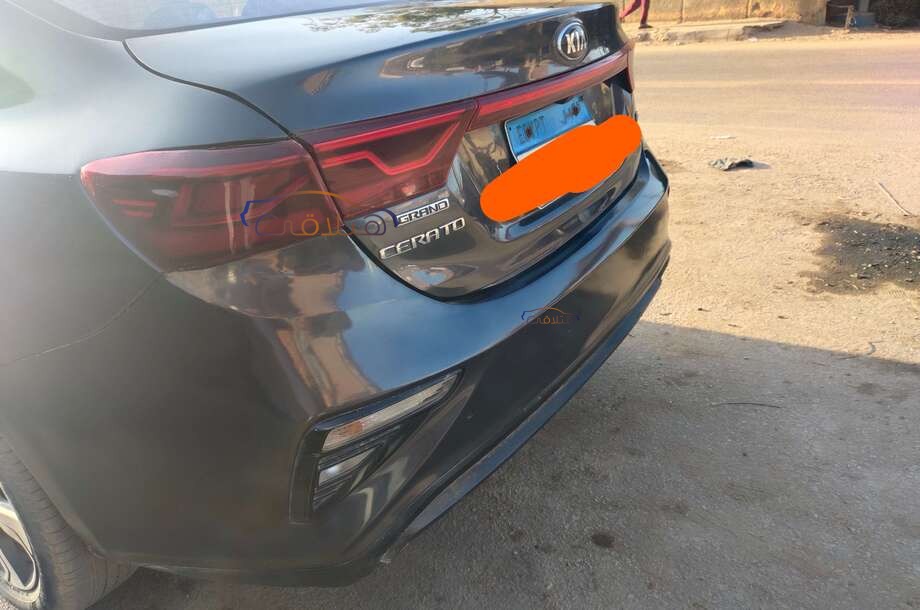 Grand Cerato Kia فضي