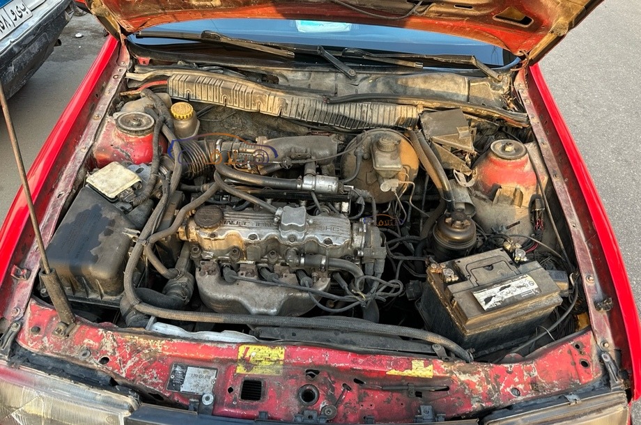 Vectra Opel احمر