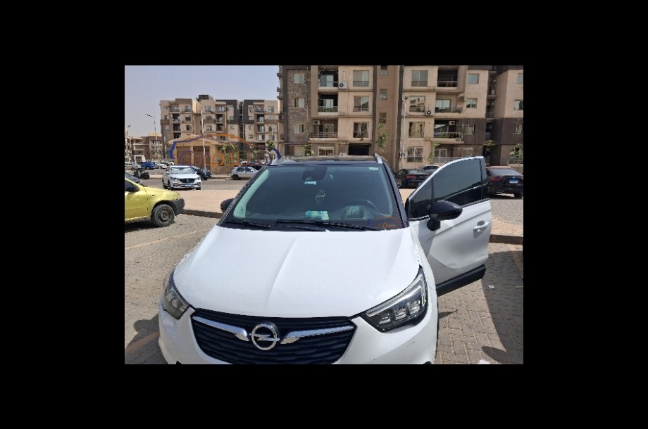 Crossland Opel أبيض