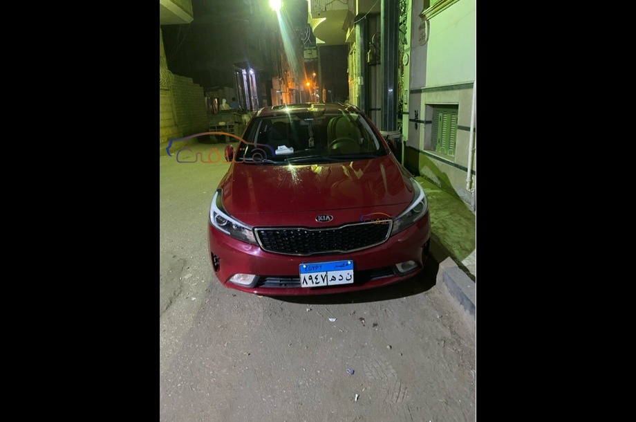 Cerato Kia احمر غامق