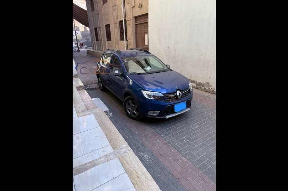 Sandero Step Way Renault أزرق
