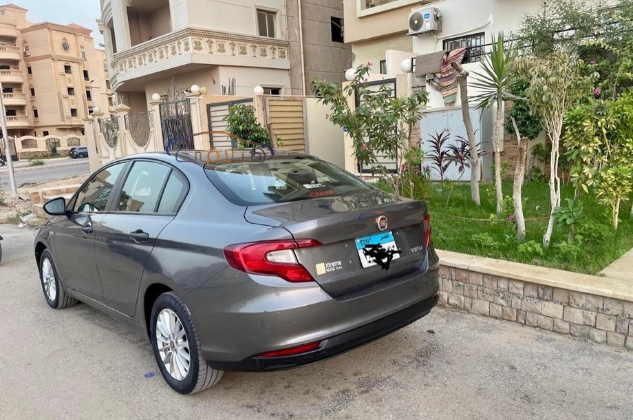 Tipo Fiat Gray