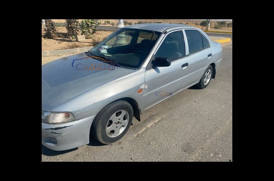 Lancer Crystala Mitsubishi Silver