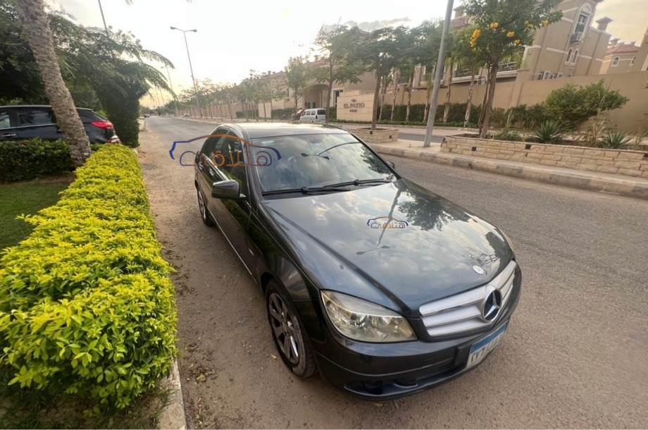 C 180 Mercedes Black