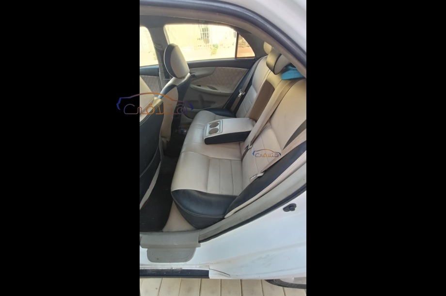 Corolla Toyota White