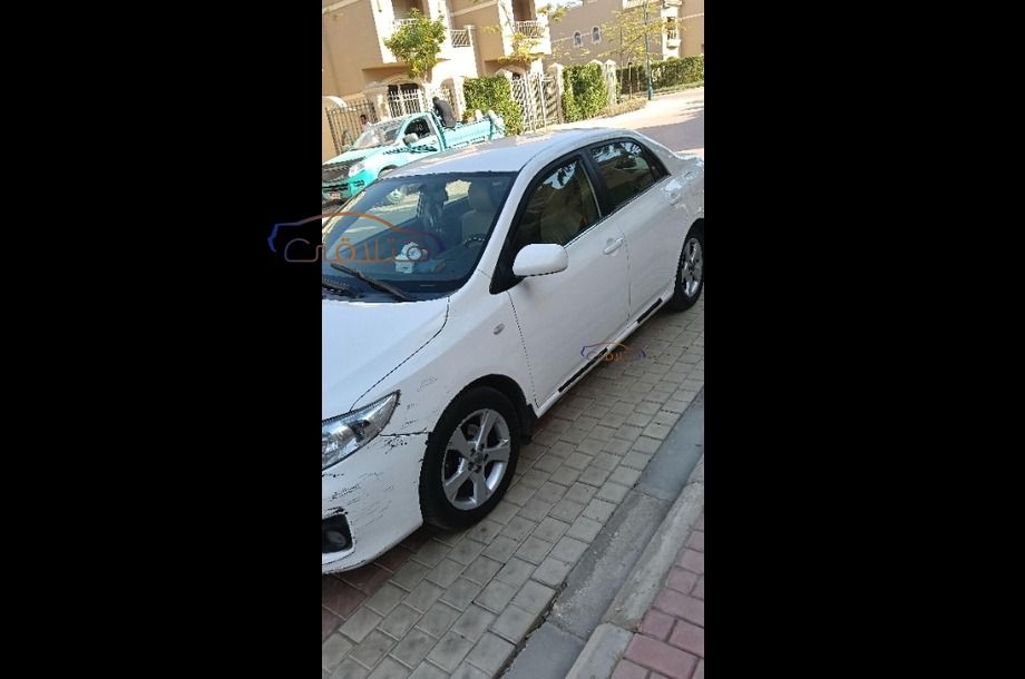 Corolla Toyota White